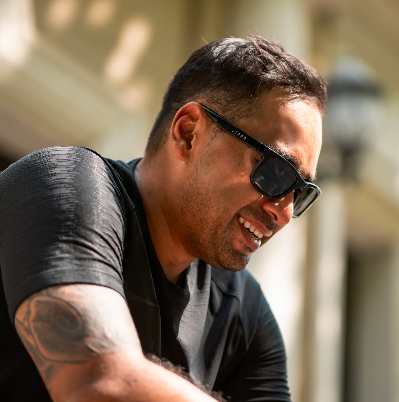 Chamelo Prime Smart Glasses – Lifestyle Shot Being Worn Outdoors