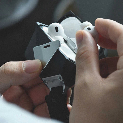 Aulumu كفر حماية A39 بتصميم هندسي لسماعات AirPods Pro 3 - رمادي
