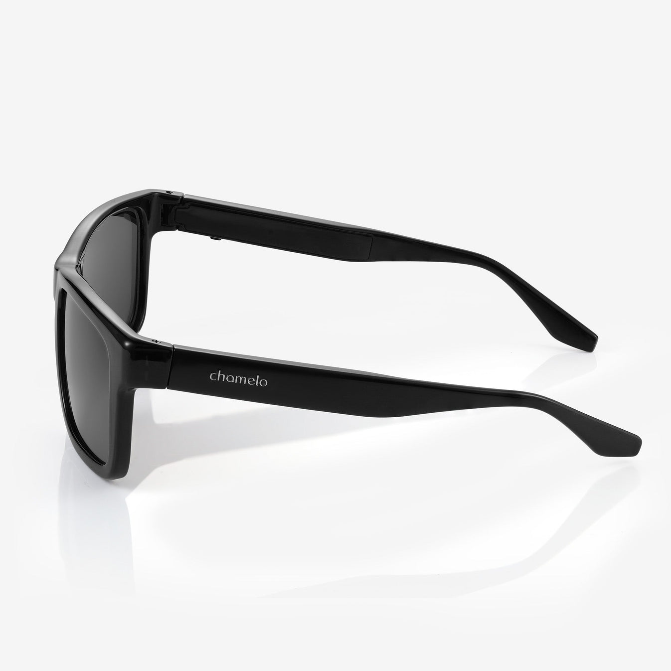 Chamelo Prime Smart Glasses – Close-Up of Touch Control Button