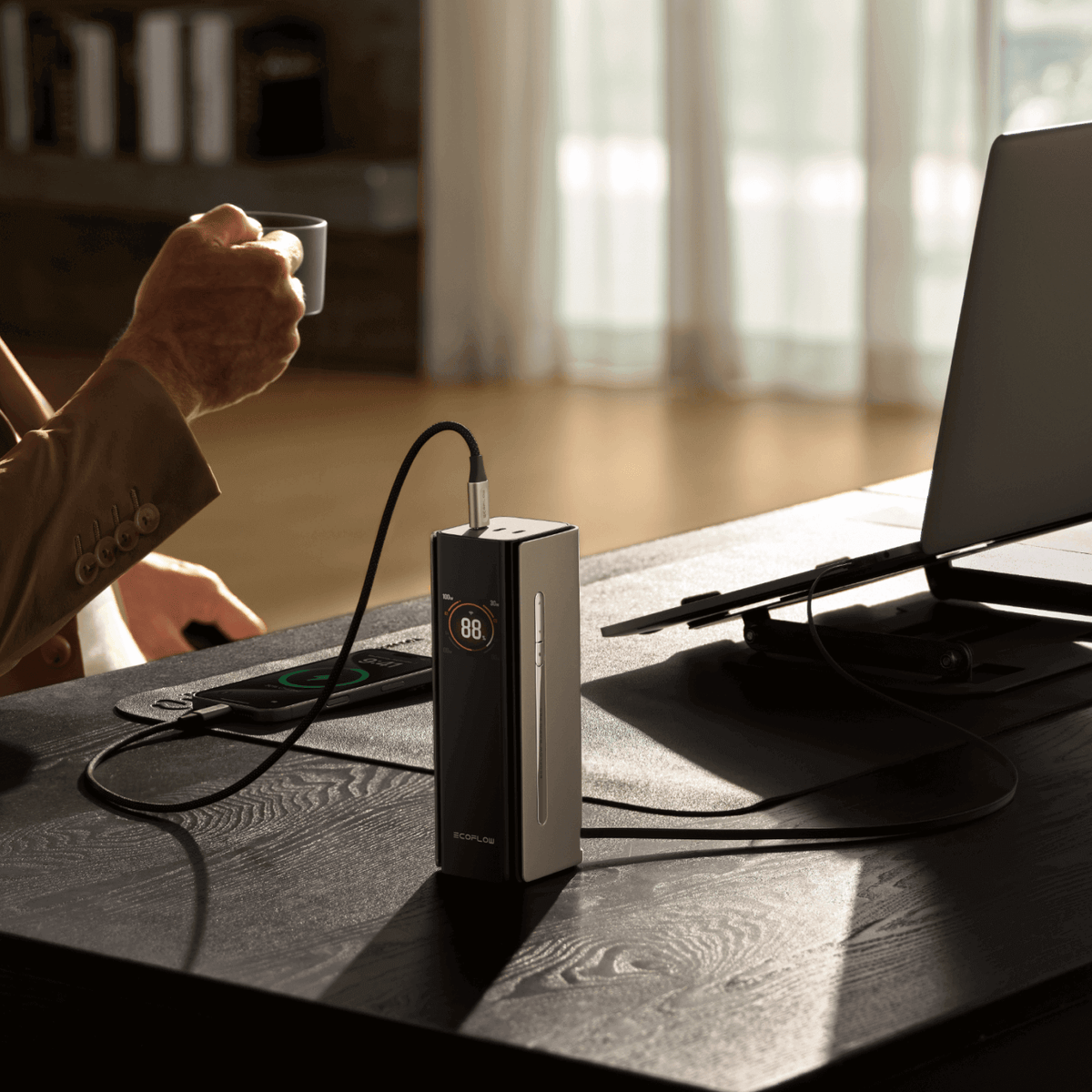 EcoFlow RAPID Pro Power Bank (27,650mAh, 300W, 140W Built-in Cable) - Silver