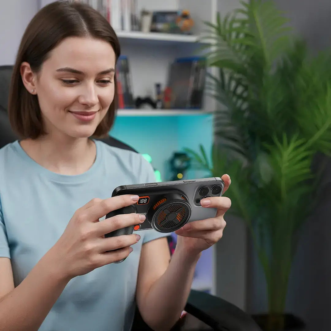Porodo Gaming Arcticchill Magnetic Phone Cooler With Ultra-Quiet Fan - PDXMPCBKOG