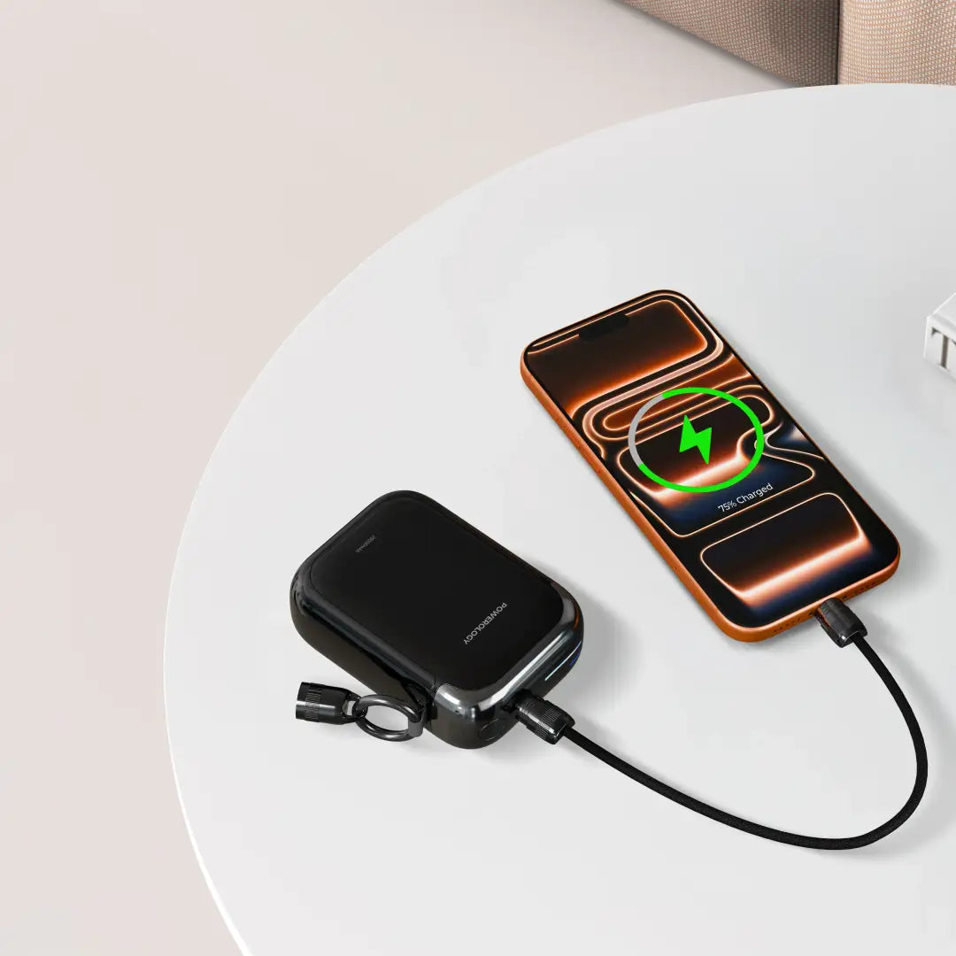 Powerology BAHAMAS power bank in use