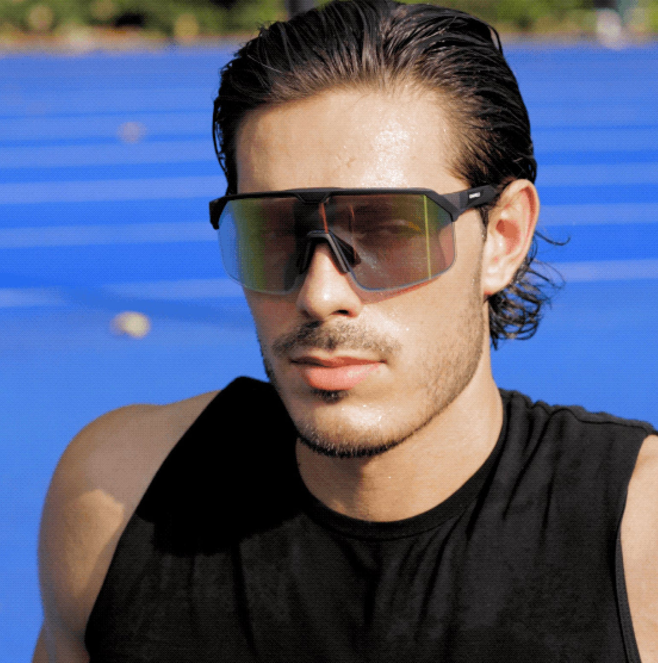 Chamelo Shield Smart Glasses – Lifestyle Shot Being Worn Outdoors