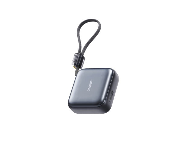 Baseus PicoGo AC22 باور بانك صغير جداً بكابل USB-C مدمج 10000 مللي أمبير 45 واط - أسود كوزمك