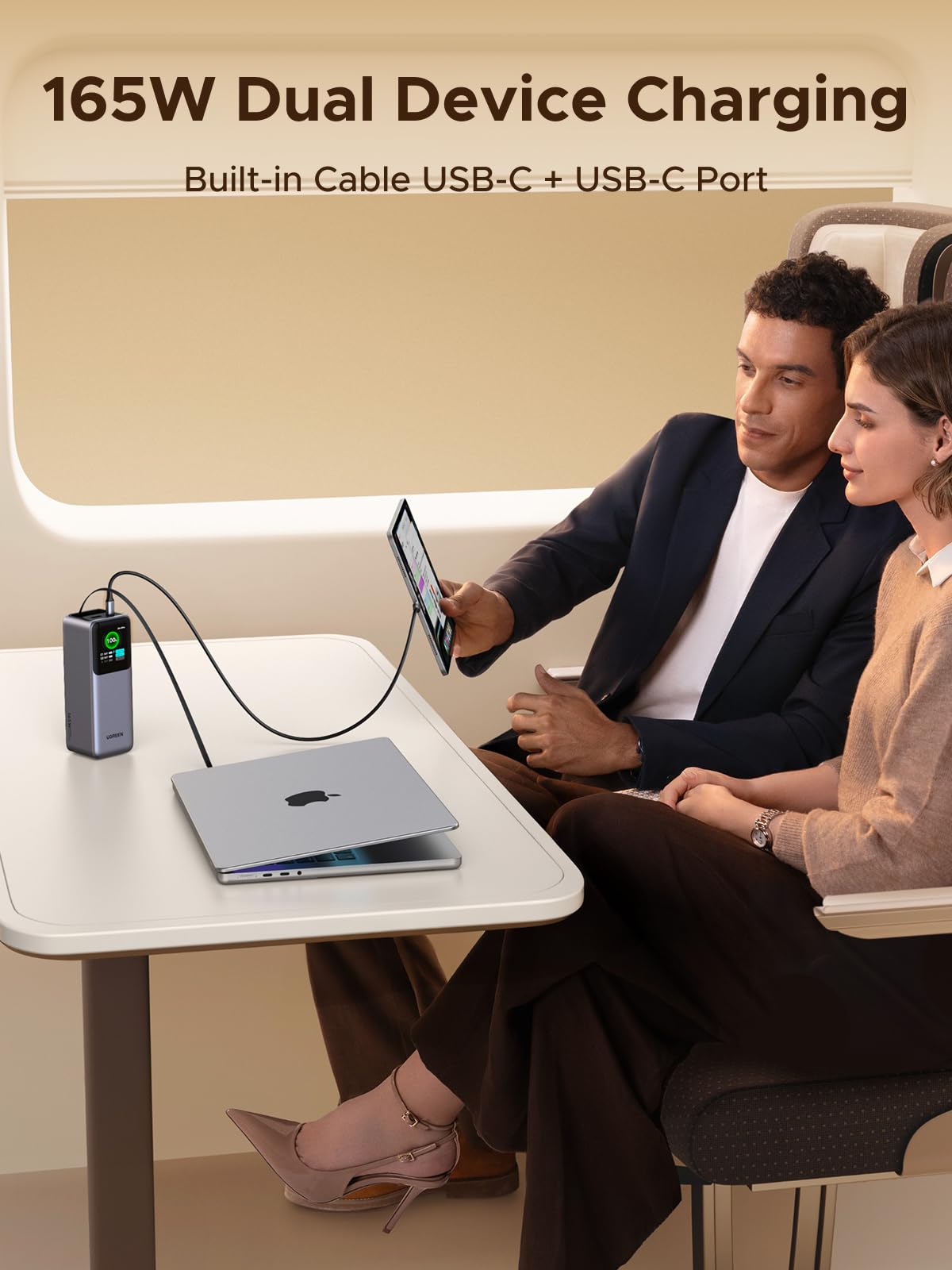 UGREEN Nexode PB726 USB-C and USB-A ports